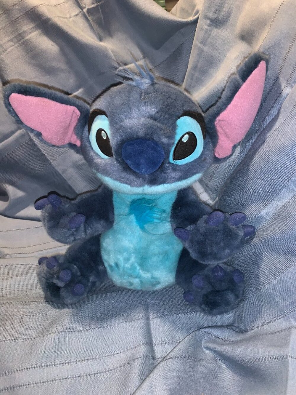 Disney Store Exclusive 14" Stitch Plush "Lilo and Stitch"